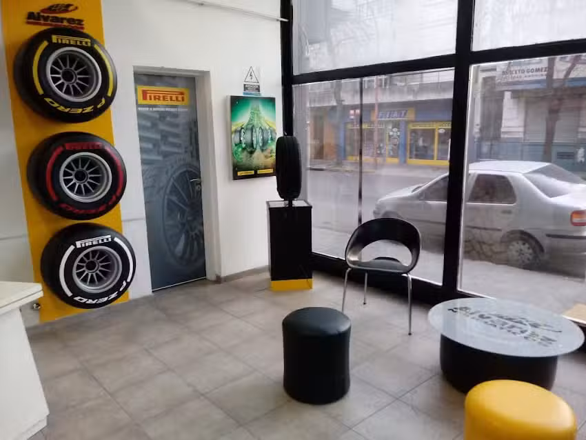 12 – Alvarez Neumáticos – Brown 1199