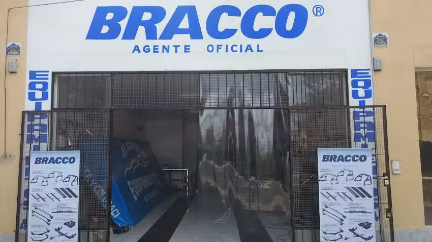 AUTOPARTES Y EQUIPAMIENTOS EL GARAGE