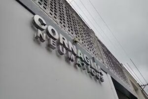 CORNAGLIA Neumáticos + Servicios