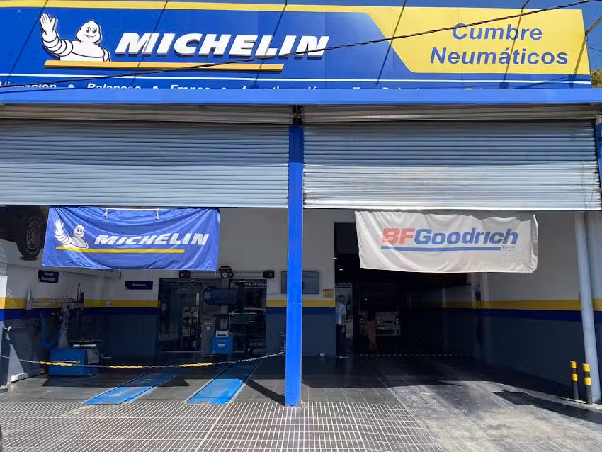 Cumbre Neumáticos