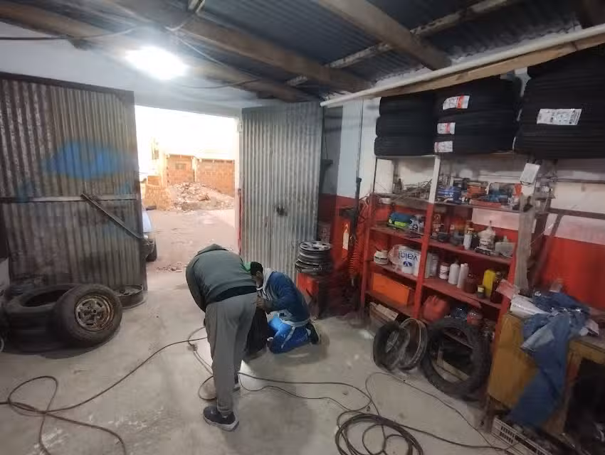 Don Juan Gomeria, Lavadero y Mecanica Ligera