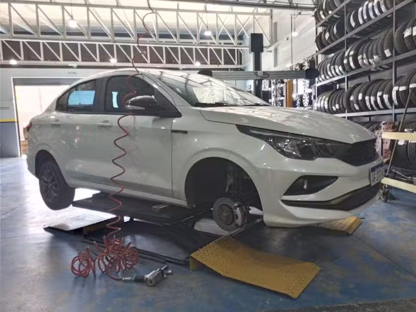 F1 NEUMATICOS S.R.L. (Suc. Rivadavia)