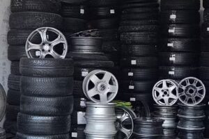 Gomeria 12 de octubre (Autos y Motos)