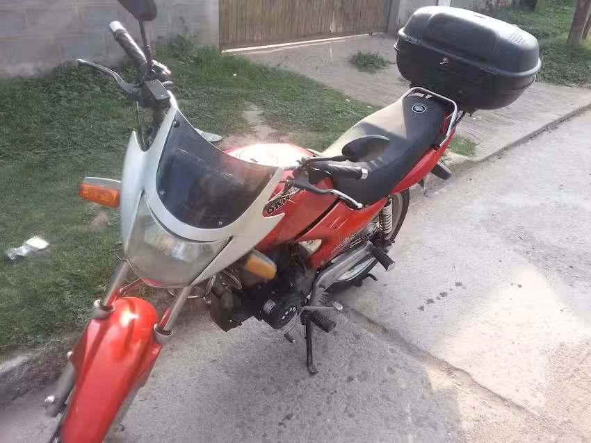 Gomeria Araya «El Zorrito»