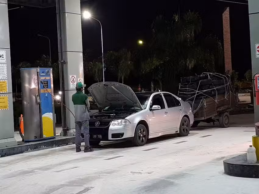 Gomeria, auxilio y remolques NITO Las 24 Hs