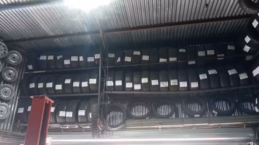 Gomeria el indio rojo