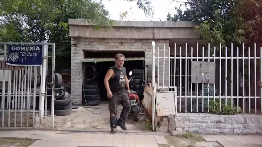 Gomeria el lobo sucursal 1