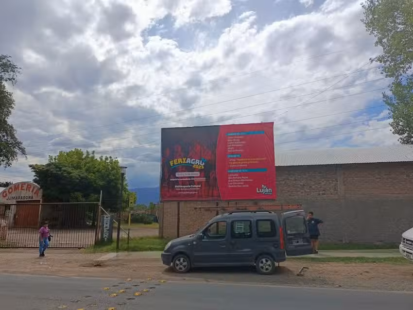 GOMERÍA J.J. MARADONA