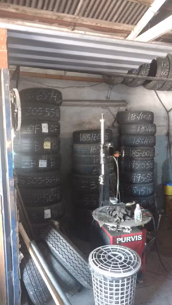 Gomería La Paz