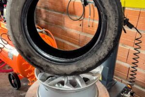 Gomería «Los Hermanos»