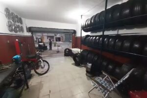 Gomeria y escapesTony