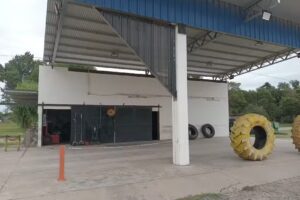 Gomería y servicios de auxilio (ruta y campos)