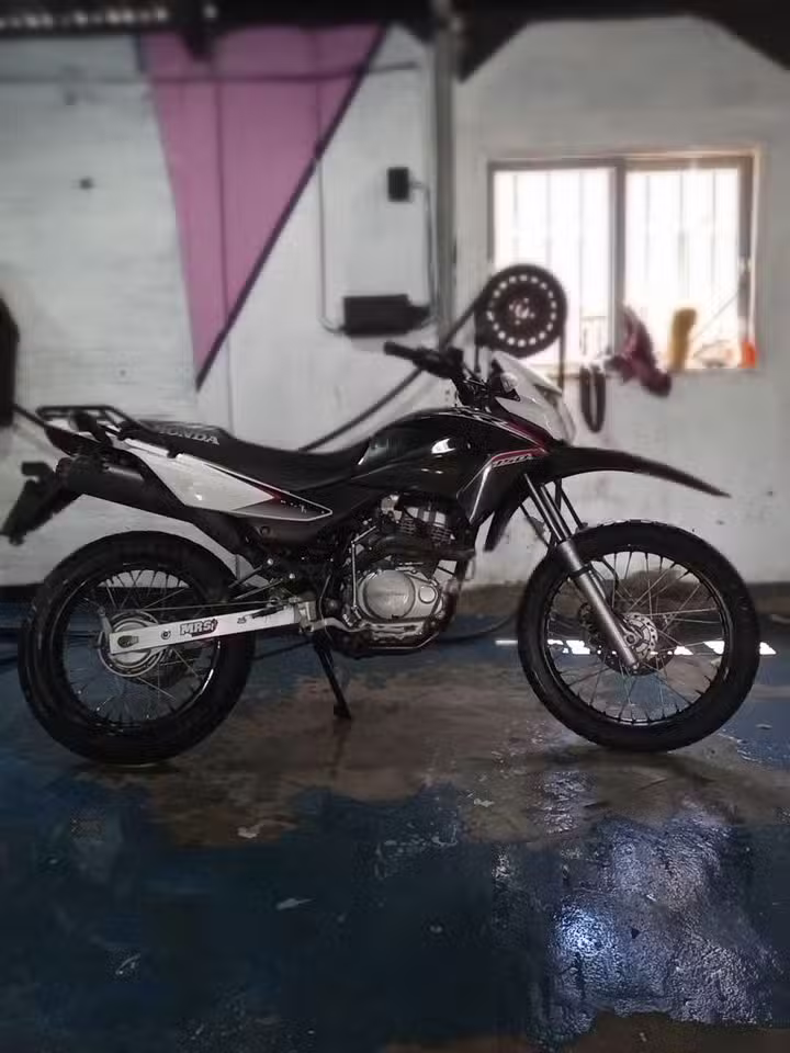 Gomeria y Taller de motocicletas U.R.A.A.