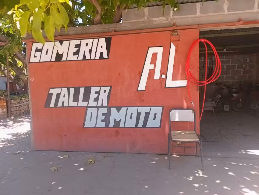 Gomeria y taller de motos ( A L)