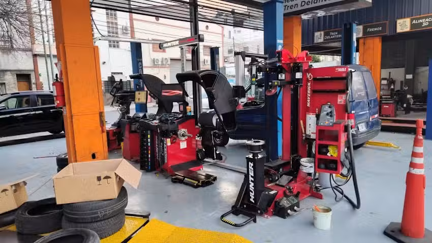 Guerrini Neumáticos – Auto Shop