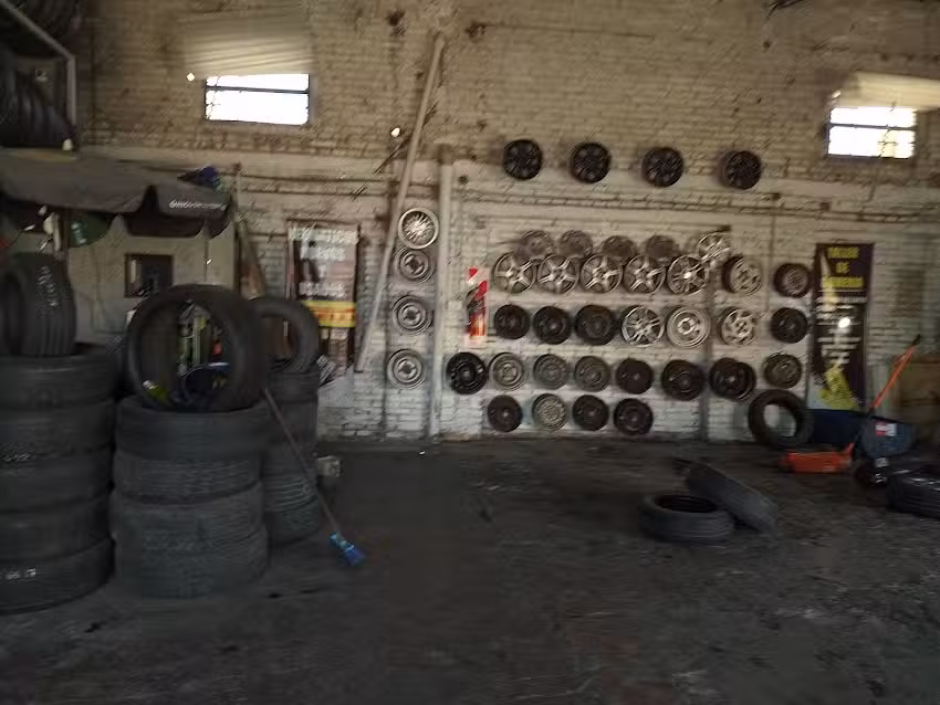 LM Servicios auxilio de gomeria