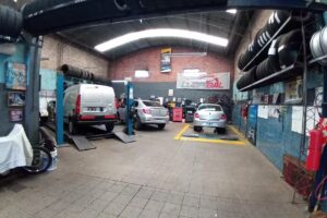 Lubribal – Service aceite y filtros – Venta y colocacion de neumaticos, alineación y balanceo. Diagnostico pre-vtv