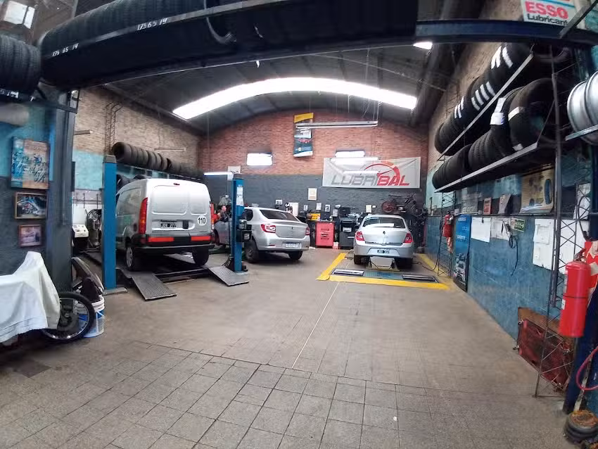 Lubribal – Service aceite y filtros – Venta y colocacion de neumaticos, alineación y balanceo. Diagnostico pre-vtv