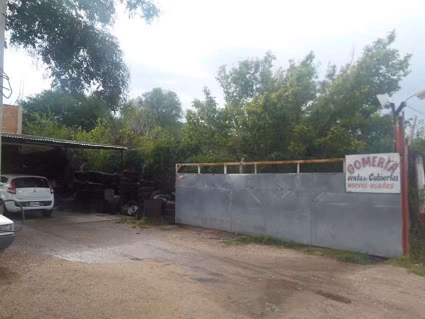 Lubricantes y Gomeria Los Toldos