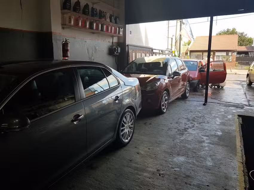 Lubricatto Lubricentro by Palazzolo