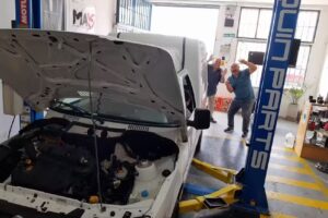 LUBRICENTER FULL SERVICE