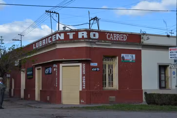 Lubricentro Cabred