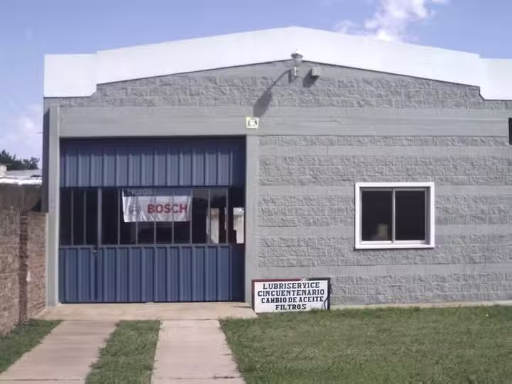 LUBRICENTRO CINCUENTENARIO(YPF, PUMA, SHELL, CASTROL,GULF)