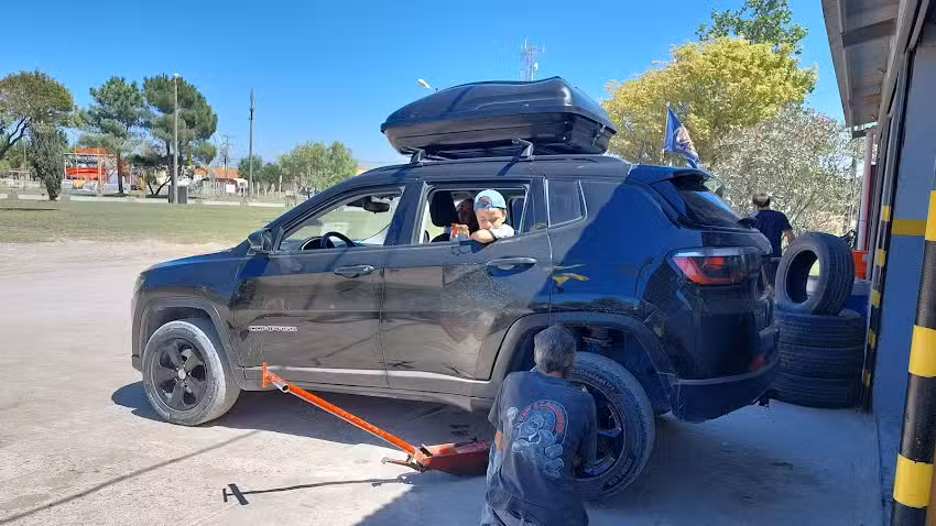 Lubricentro & Gomería Andrés