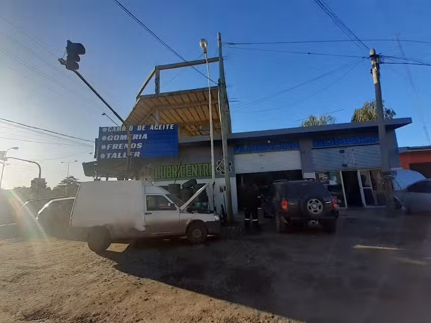 Lubricentro Gomería Taller KM40
