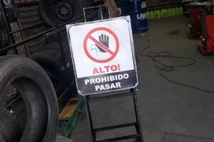 Lubricetro y gomeria Santy