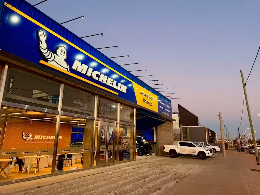NEUMÁTICOS BORREGO TRUCK CENTER