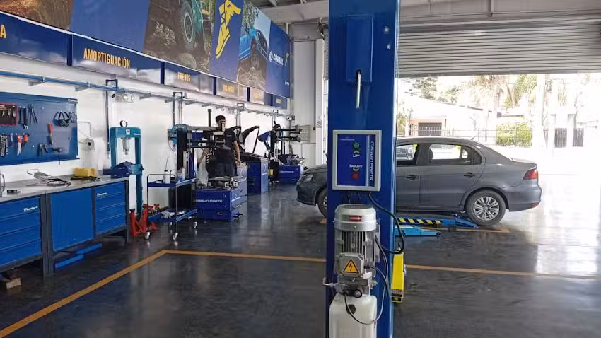 Neumáticos Corral – P. Leloir