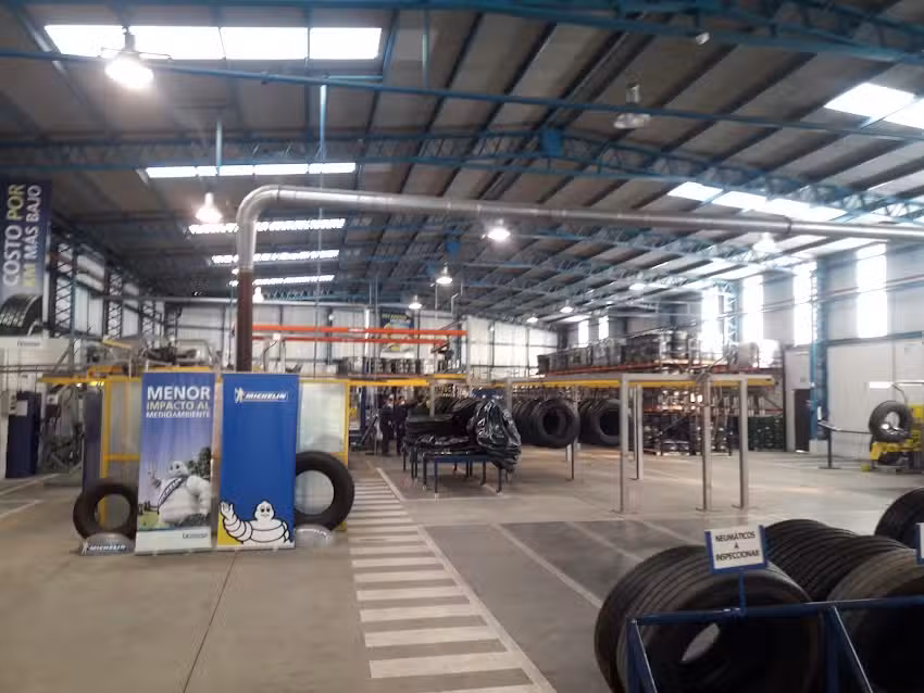 Neumaticos Debona – Servio Integral para el transporte – Granadero Baigorria