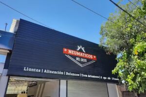 Neumaticos del Oeste