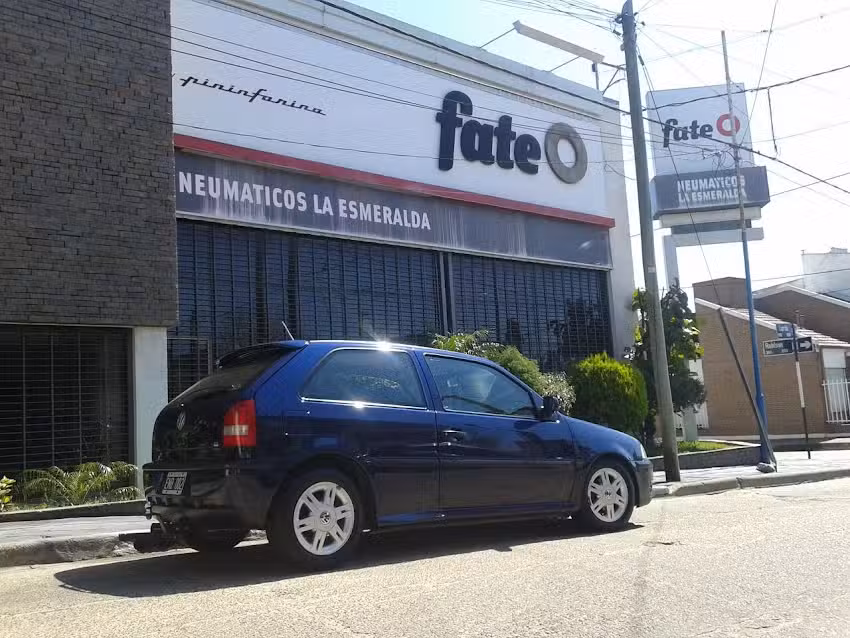 Neumáticos la Esmeralda