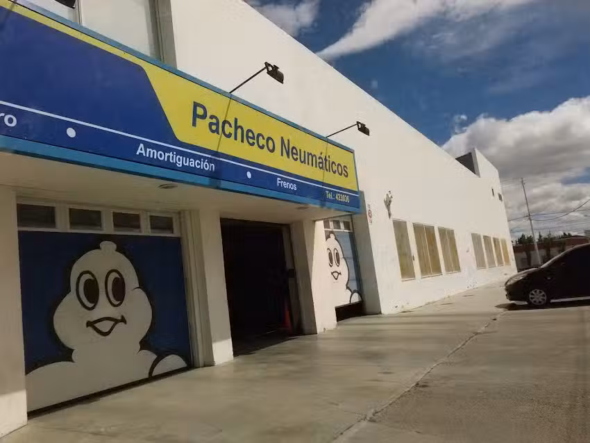 Neumáticos Pacheco