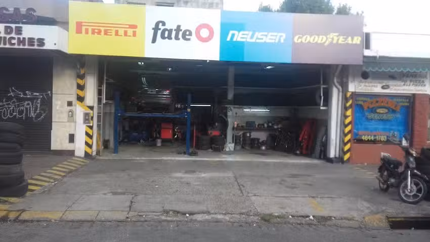 Neumáticos Ponce hnos.