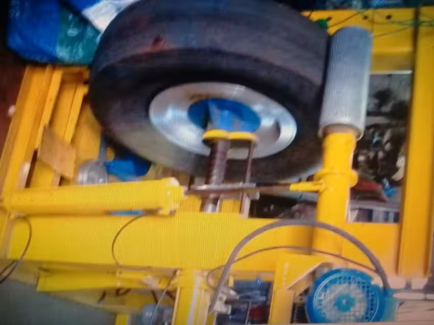 NEUMATICOS RIVADAVIA