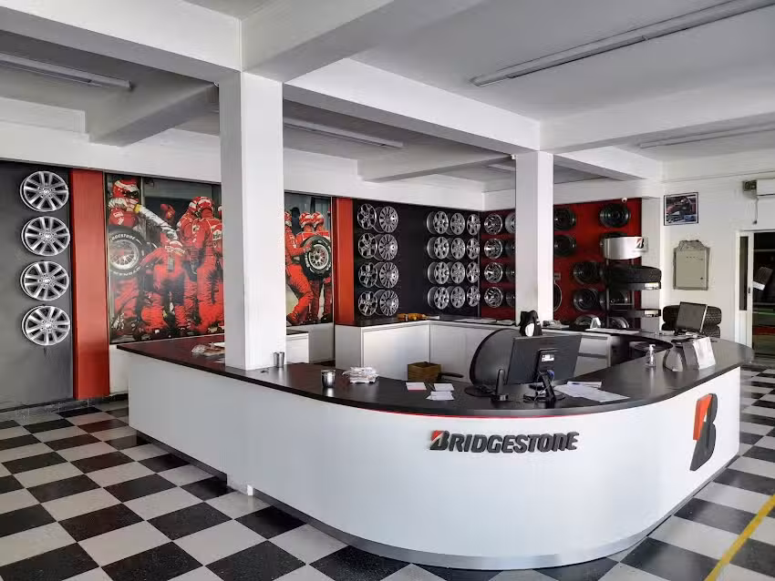 Neumáticos San Agustín