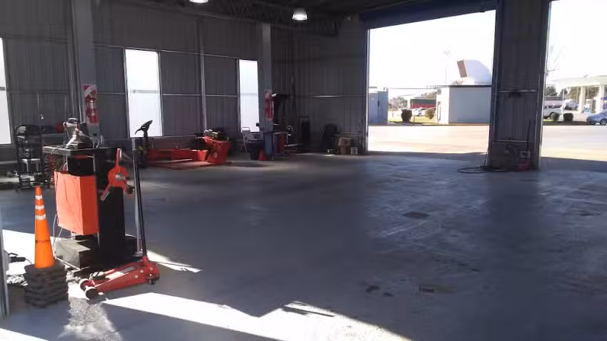 R33 Neumáticos Truck Center Pigüé