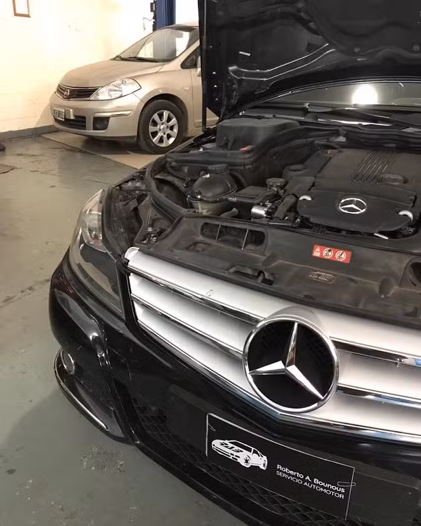 Roberto A. Bounous Servicio Automotor