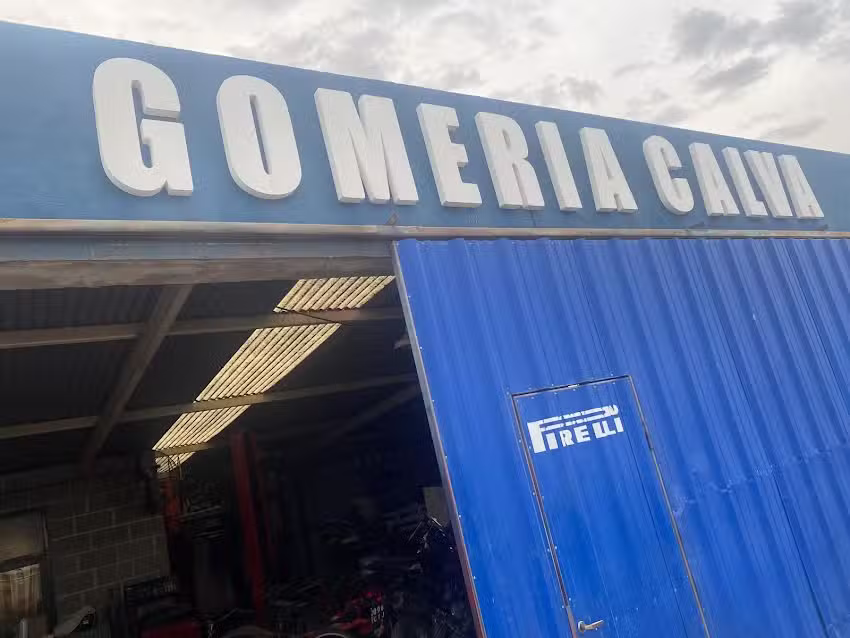 San Antonio de litin Gomeria y servicio de Auxilio mecánico Calva