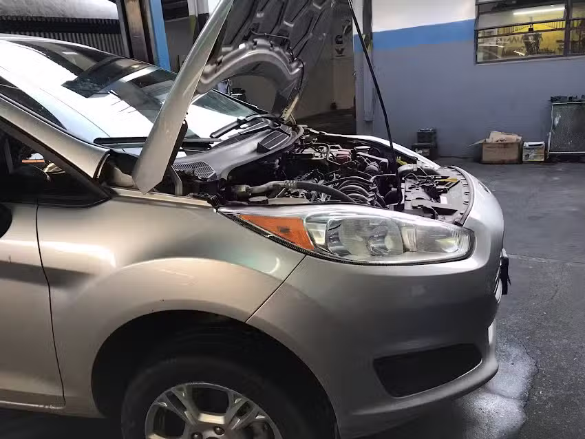 Servicar Centro De Mecánica E Inyección