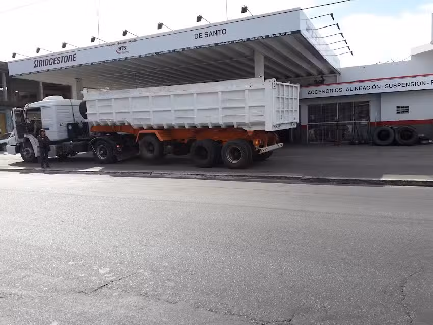 Servicio de Gomeria de Santo