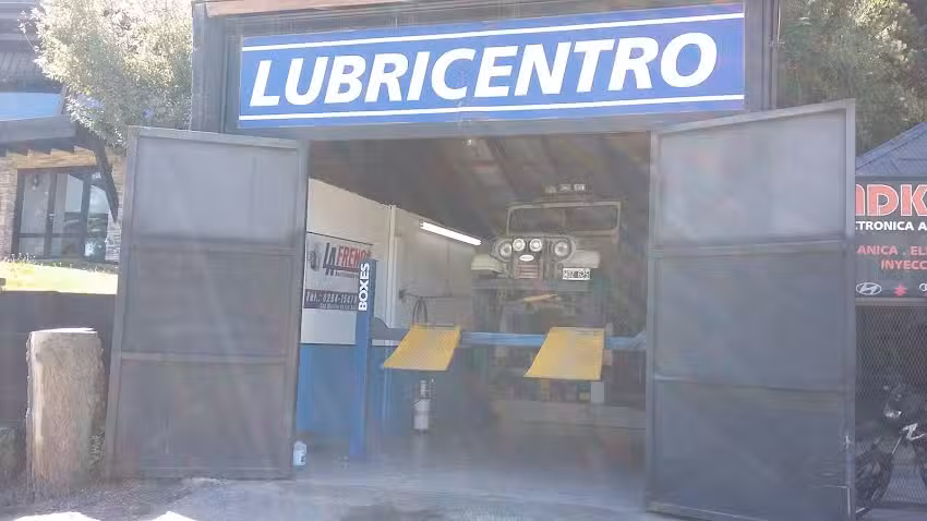 SERVICIO DE LUBRICENTRO Y REPARACION DE FRENOS
