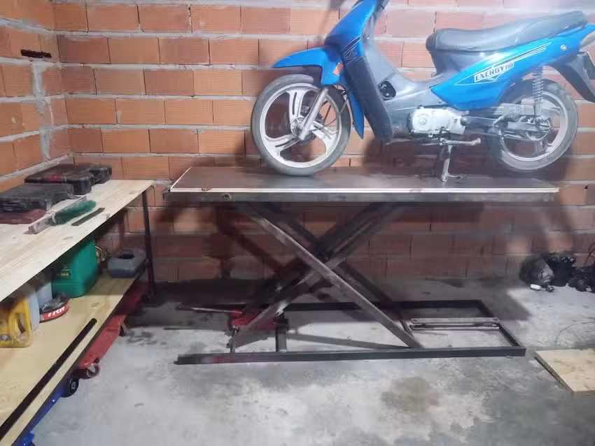 Sjmotors. Servicio mecánico y auxilio mecánico