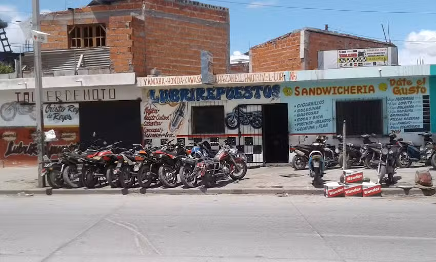 Taller de Motos-Gomería