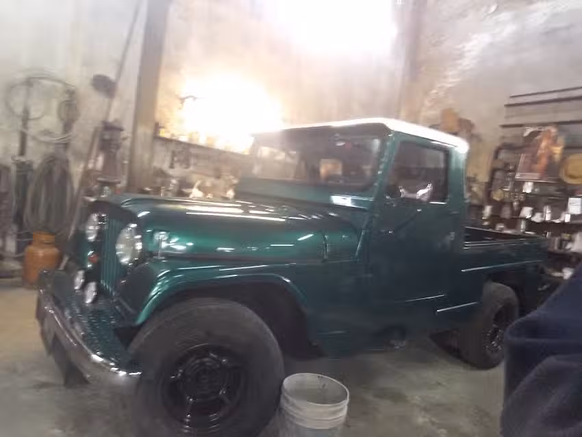 TALLER MECANICA Y GOMERIA