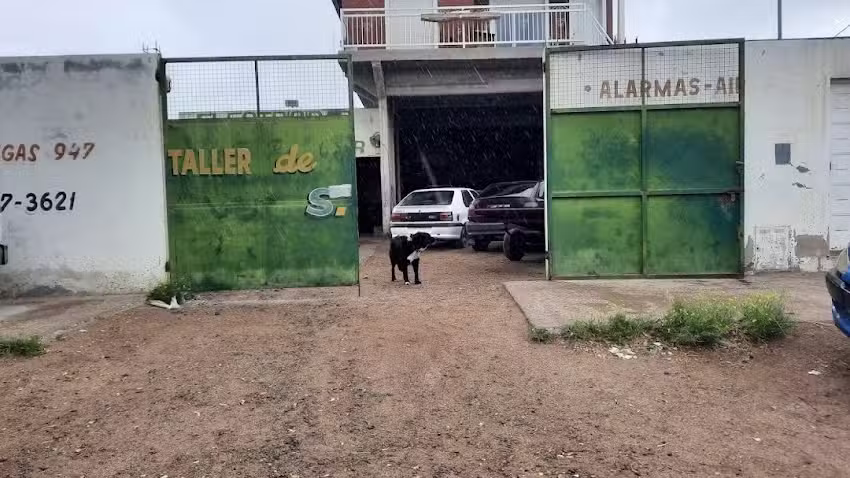 Taller mecánico Del Automotor