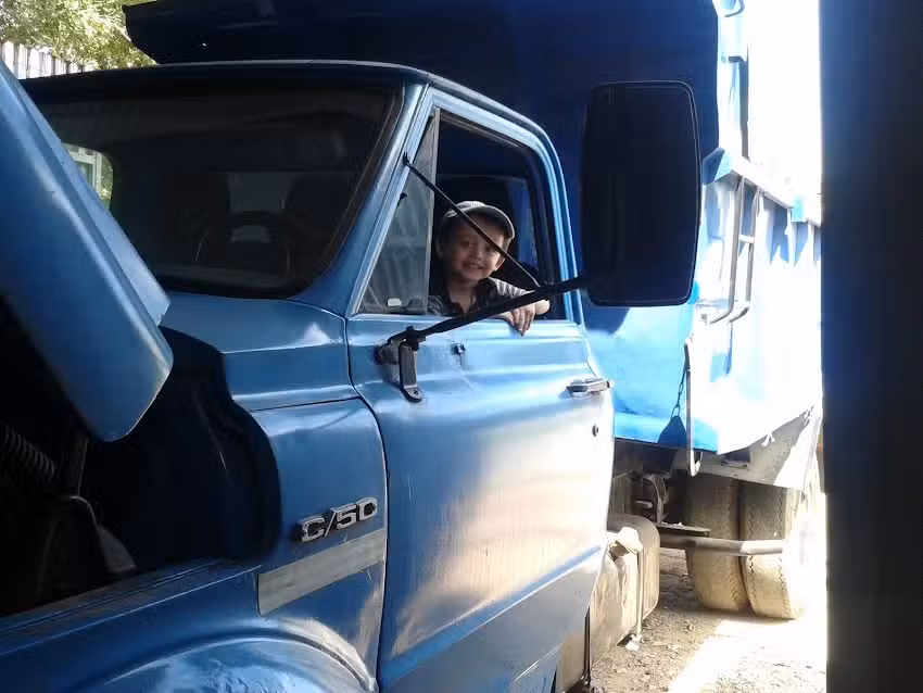 TALLER MECANICO M.G.M